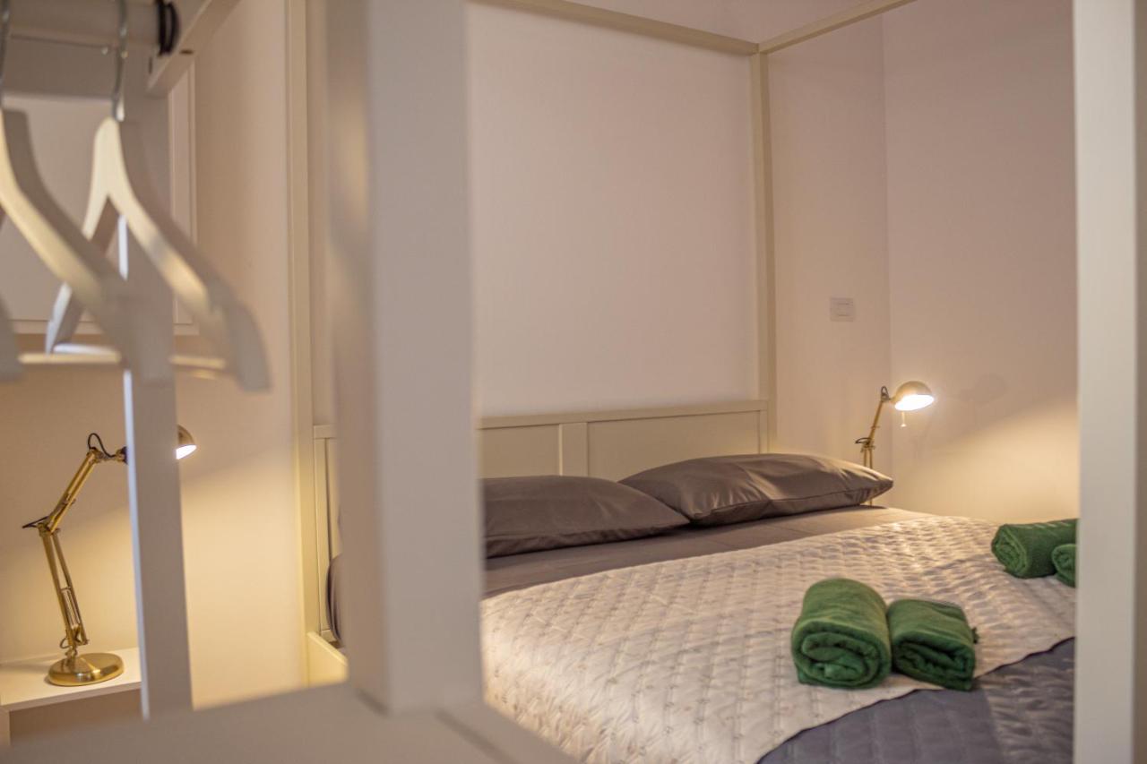 Maison Rouge Ortigia Syrakuzy Zewnętrze zdjęcie