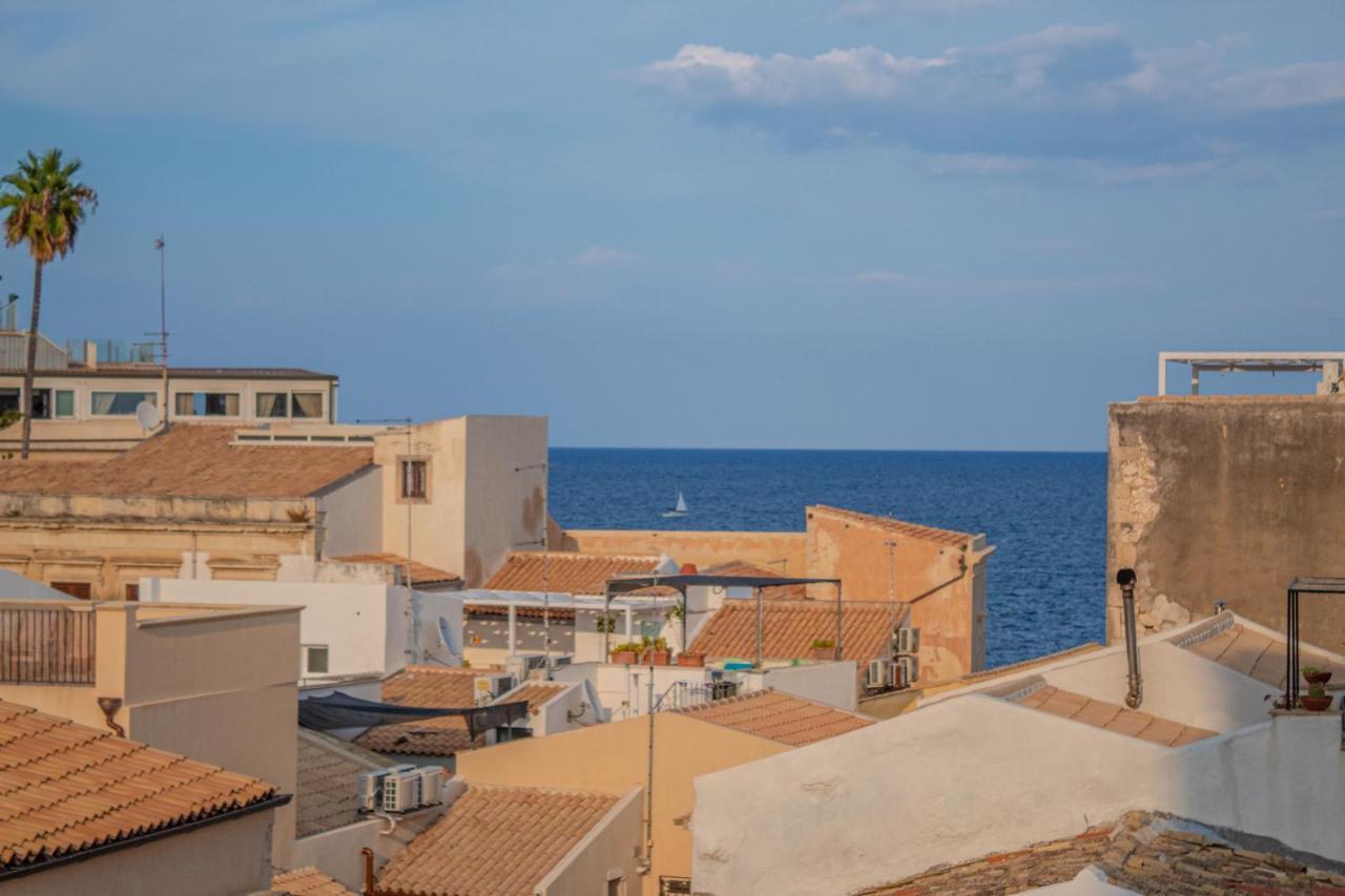 Maison Rouge Ortigia Syrakuzy Zewnętrze zdjęcie